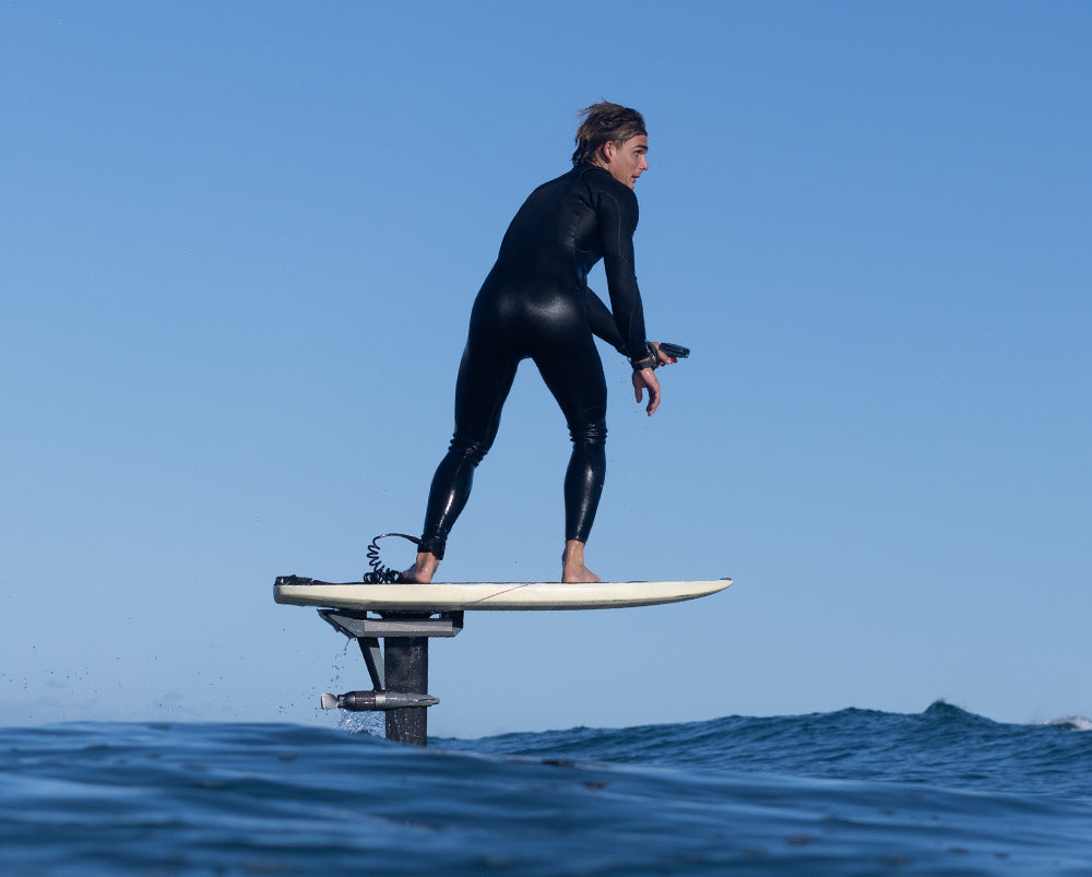 Pull vs Push Foil Assist: Motor Position, Ride Feel, and Trade-Offs