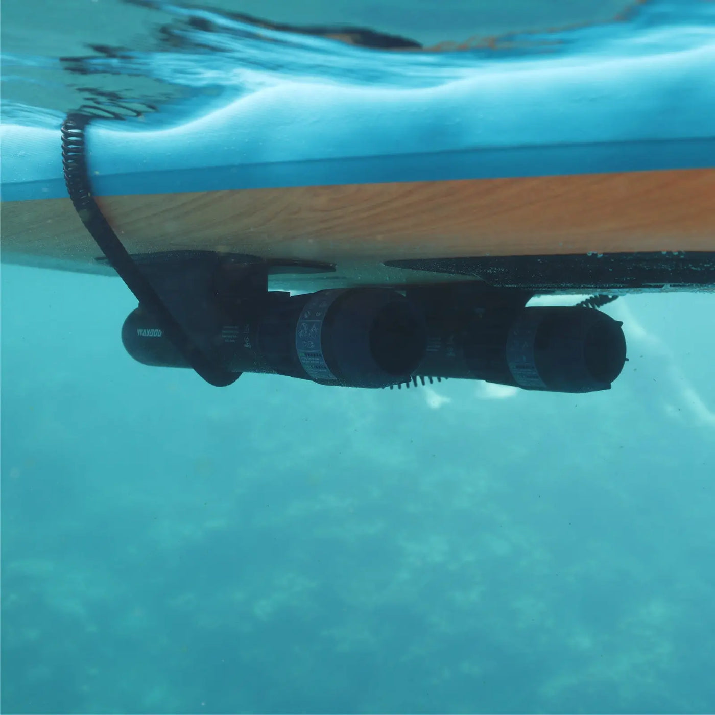 Camolech 700W Jetski Onderwater Marine Scooter 150 minuten Onderwater Duwmotor SUP Motor voor Zwembad Zee Surfboard Motor Camolech 700W Jetski Onderwater Marine Scooter 150 minuten Onderwater Duwmotor SUP Motor voor Zwembad Zee Surfboard Motor